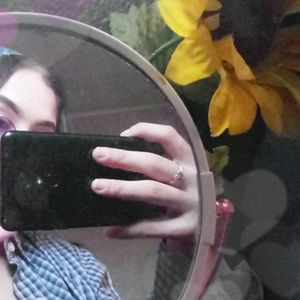 Meet your Posher, Cassie